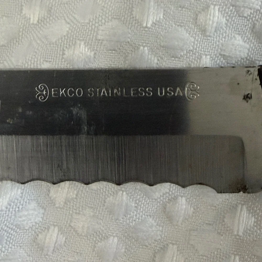 VTG Ekco Stainless USA Serrated Utility/Bread Knife Wood Handle Brass Rivets